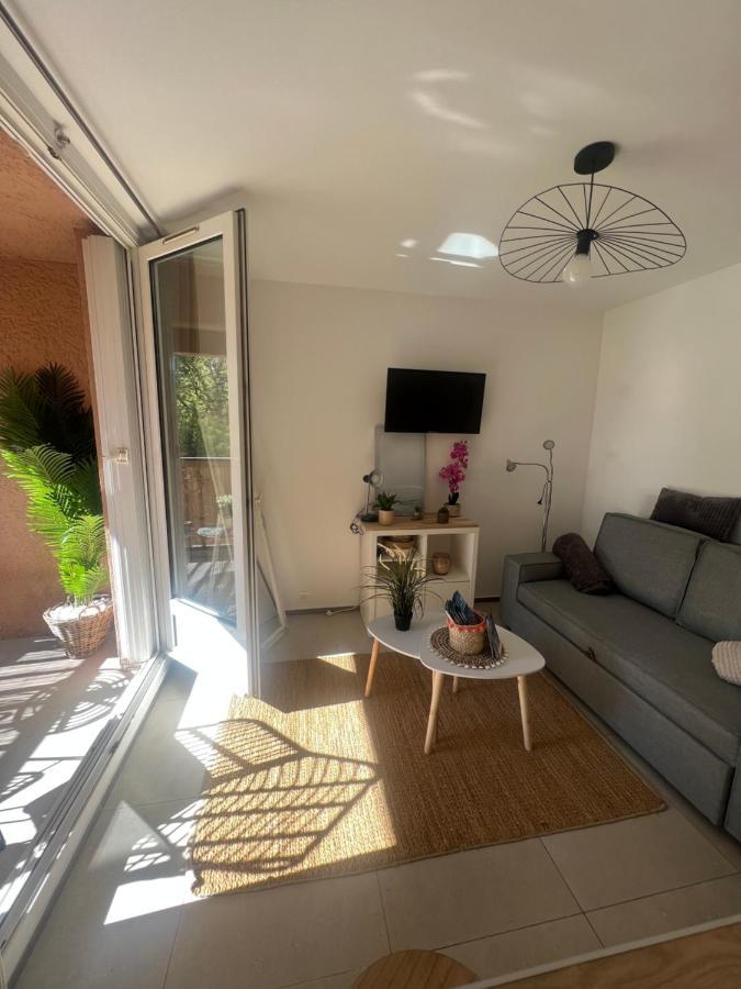 Appartement Pied Dans L'Eau La Seyne-sur-Mer Exterior photo